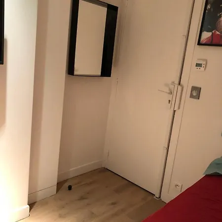 Small In The Middle Of Saint-germain Apartment *